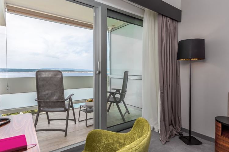 Dvoulůžkový pokoj Premium balkon moře (P2BM)