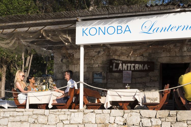 Port 9 Aminess residence - Bary a restaurace: Lanterna - Korčula (ostrov Korčula) - 101 CK Zemek - Chorvatsko