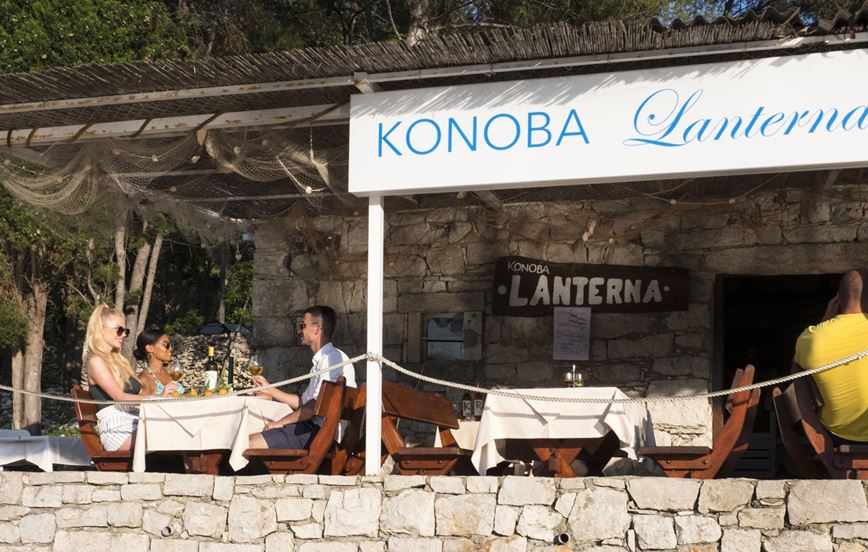 Port 9 Aminess hotel - Restaurace a bary: Lanterna - Korčula (ostrov Korčula) - 101 CK Zemek - Chorvatsko
