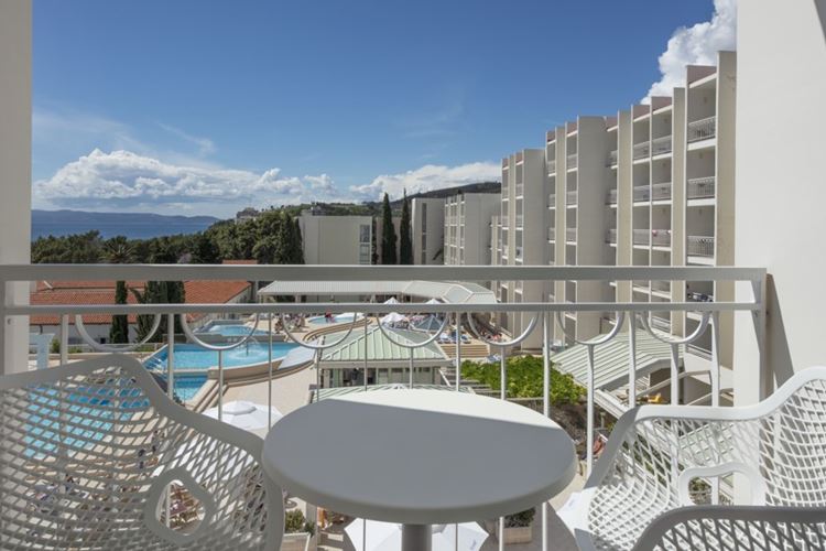 Alga Bluesun hotel - pokoj Standard, balkon, strana moře - Tučepi - 101 CK Zemek - Chorvatsko