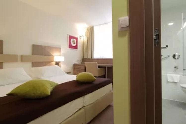 Park hotel - pokoj Standard bez balkonu - Makarska - 101 CK Zemek - Chorvatsko
