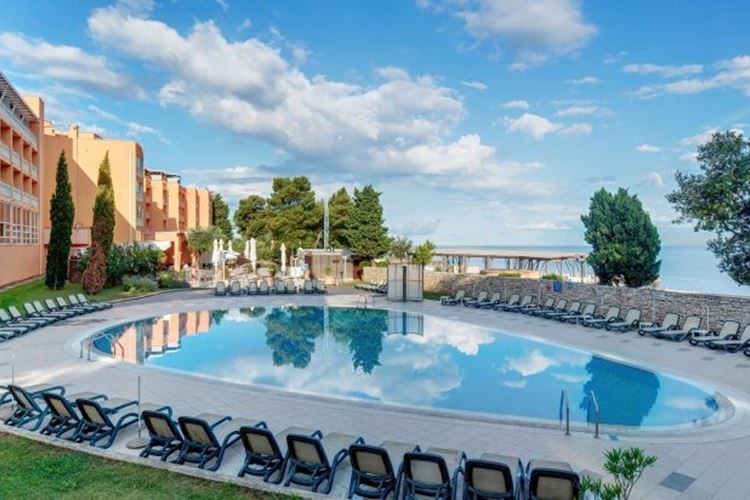 Umag Garden Suites & Rooms Plava Laguna - venkovní bazén - Umag - 101 CK Zemek - Chorvatsko