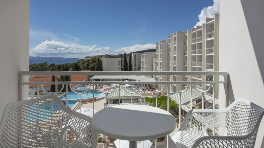 Alga Bluesun hotel - pokoj Standard, balkon, strana moře - Tučepi - 101 CK Zemek - Chorvatsko