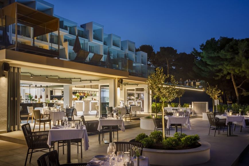 Carolina Valamar hotel - restaurace &#224; la carte - Suha Punta (ostrov Rab) - 101 CK Zemek - Chorvatsko