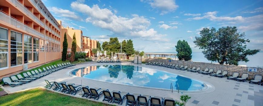 Umag Garden Suites & Rooms Plava Laguna - venkovní bazén - Umag - 101 CK Zemek - Chorvatsko